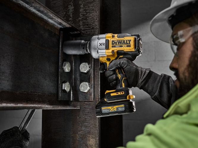 Dewalt brushless impact driver torque sale